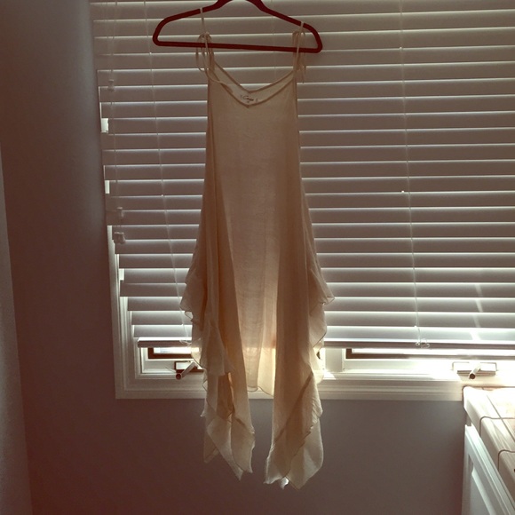 Flowy ruffled dress