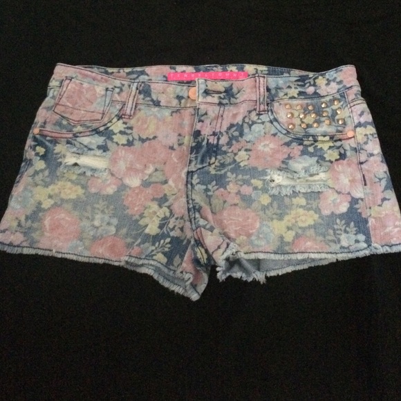 Floral Shorts sz 7