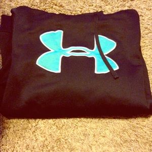 Under armour sweatshirt