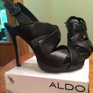 Aldo.  Lantgen. Leather.
