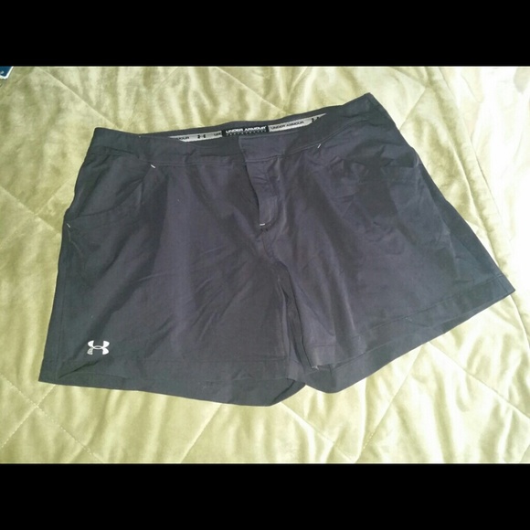 Black stretch UA shorts