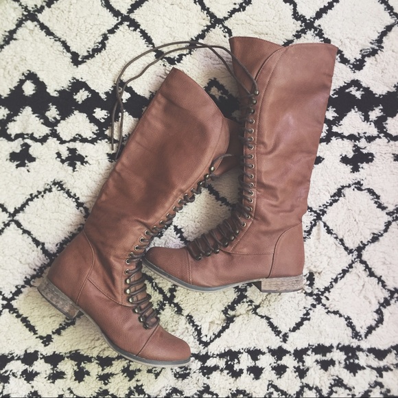 Breckelle's Women's Boots