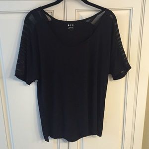 Three Dots short sleeve dolman style top