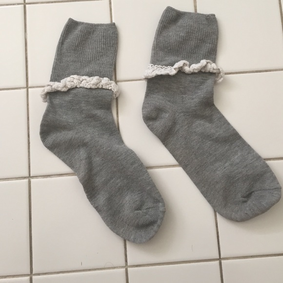 Grey Crew Ruffle Socks - Picture 4 of 4