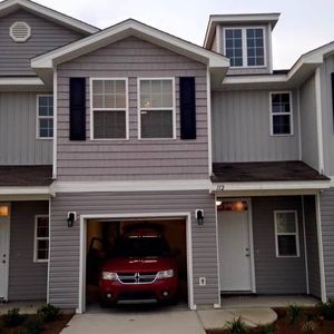 Meet your Posher, Jean