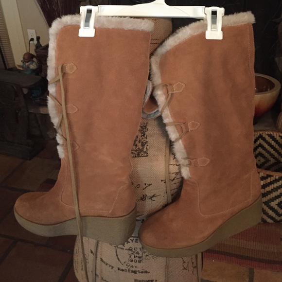 Leather Upper Tan Lace up Tall shearling Boots