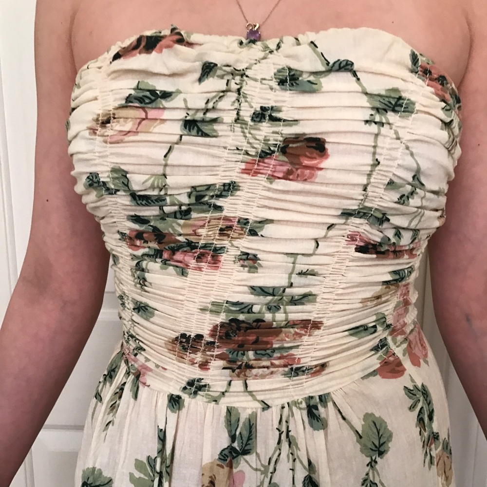 🌹👗ℬℰᎯℐᏆℐℱUℒ ᏉℐℕᏆᎯᎶℰ ℙℛᎾℳ ⅅℛℰЅЅ!!!🌹👗 - Picture 3 of 6
