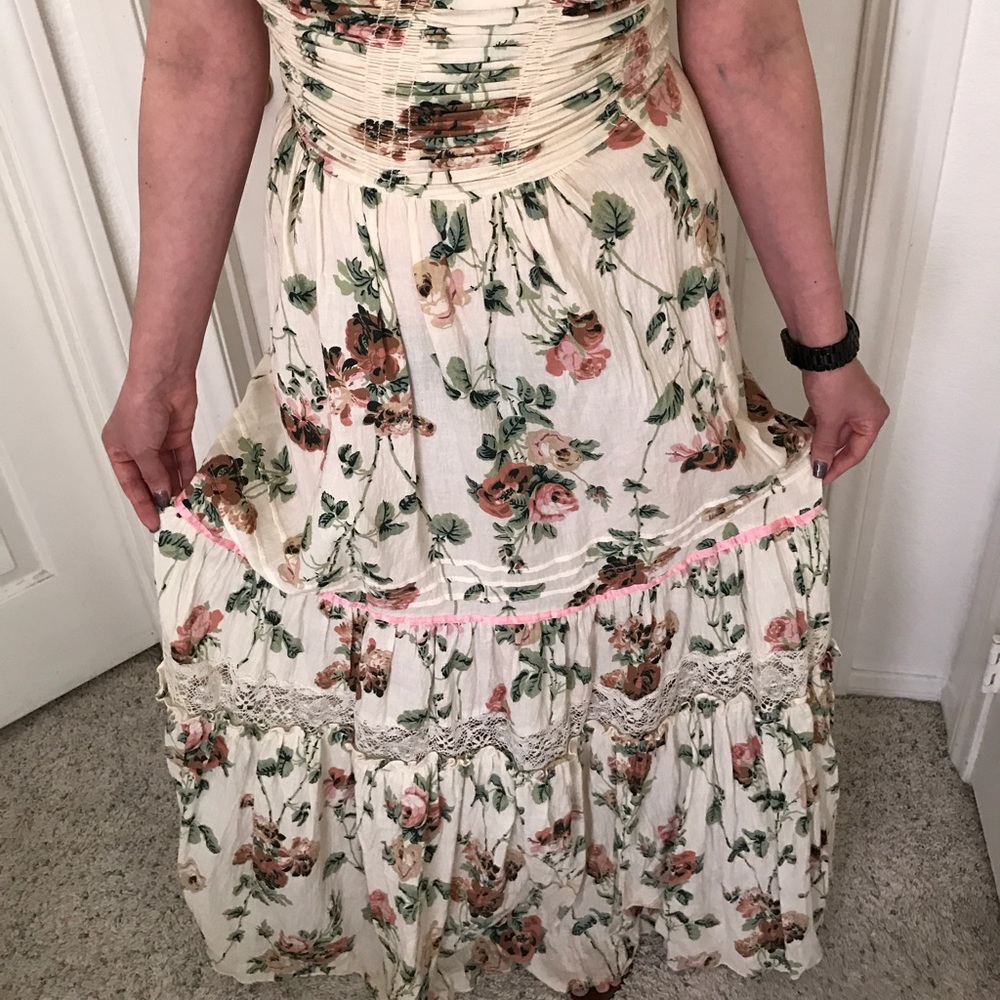 🌹👗ℬℰᎯℐᏆℐℱUℒ ᏉℐℕᏆᎯᎶℰ ℙℛᎾℳ ⅅℛℰЅЅ!!!🌹👗 - Picture 4 of 6