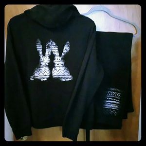 EUC cute bunny graphic  track/sweat suit