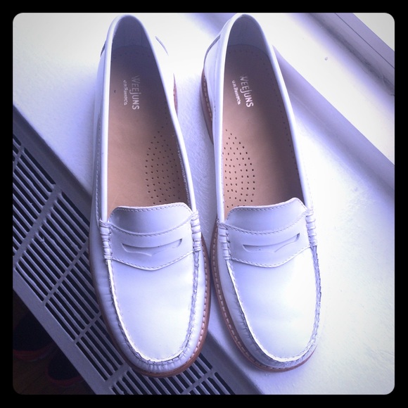 WHITE PATENT LEATHER 🎉🎉