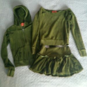 Amazing deal! 3 piece Juicy Couture set!