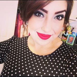 Meet your Posher, Blanca