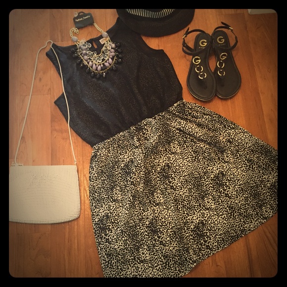 Flirty Black & White Summer Dress - Picture 7 of 10