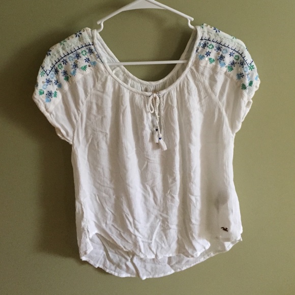hollister shirt