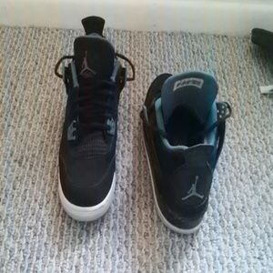 Dynamic blue 4s Jordan