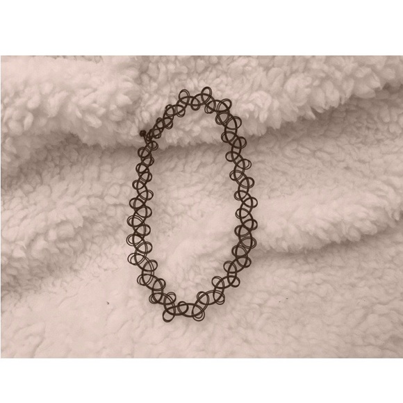 Chocker 💀👽 - Picture 2 of 2