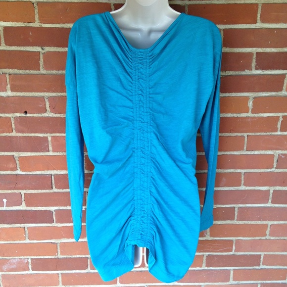 NWT Aqua Blue Teal Casual Rusched Top Size S - Picture 2 of 4