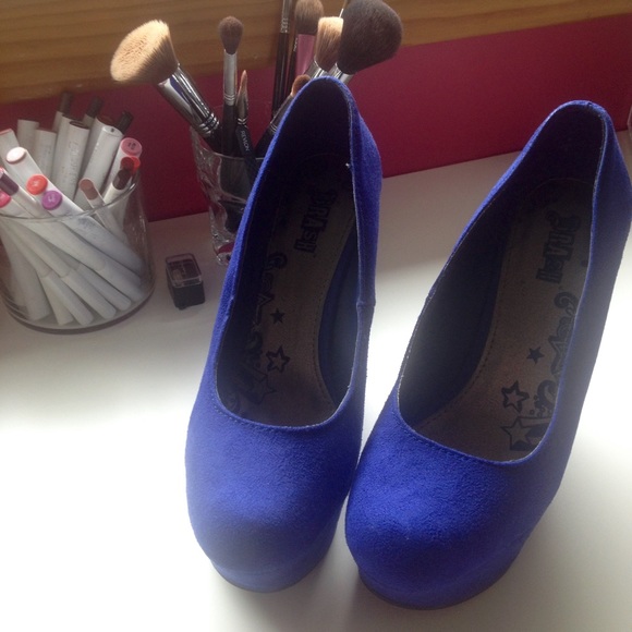 Blue Suede Platform Pumps