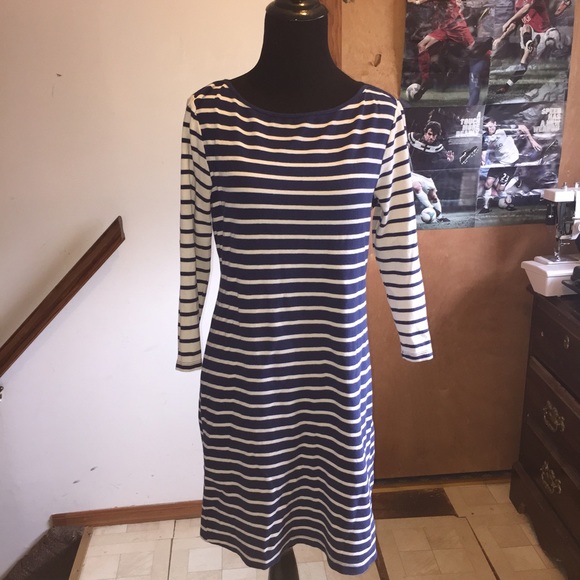 💥final price💥 Navy and White Striped Shift Dress - Picture 3 of 4