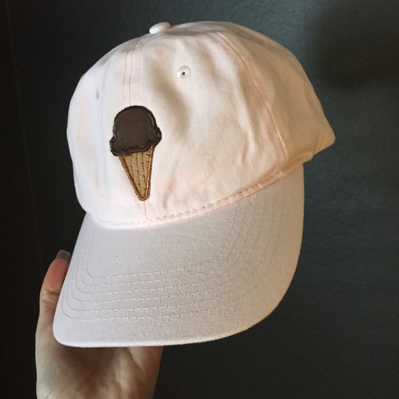 Ice cream come bay pink cap - Picture 1 of 2