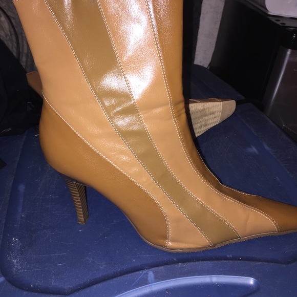 Woman boots