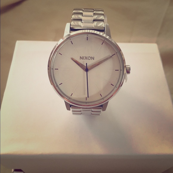 Nixon Kensington white