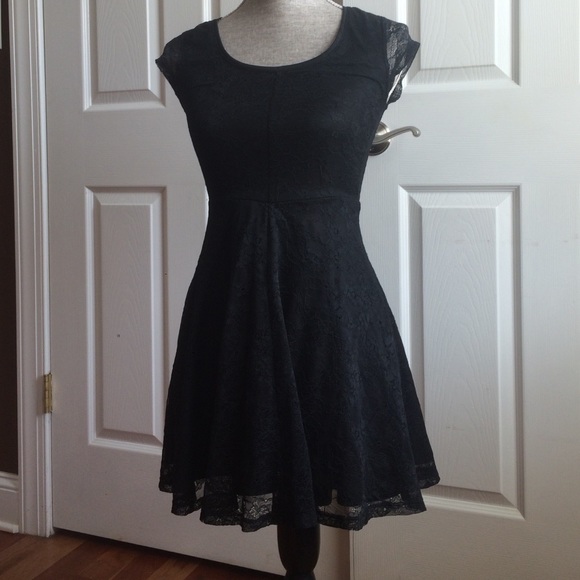 H&M Lightly Worn Short Sleeve Black Lace Dress