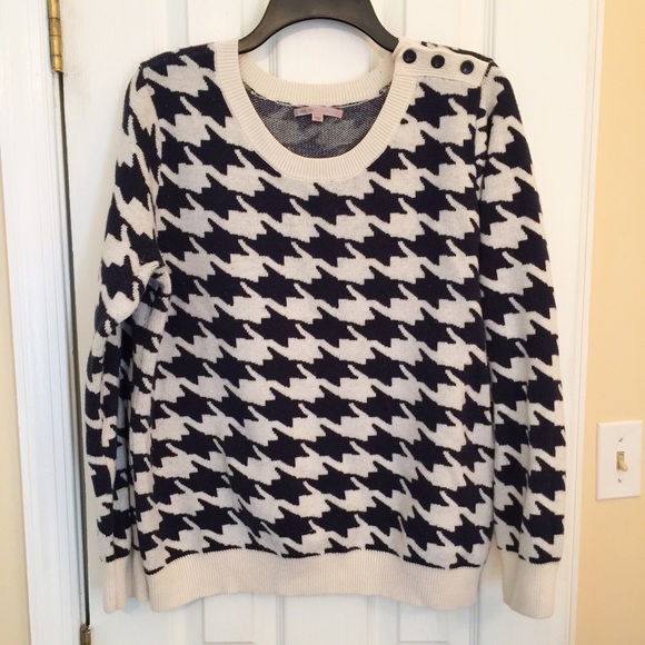 GAP Sweaters - Houndstooth Print Sweater