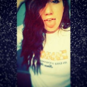 Meet your Posher, Jullia