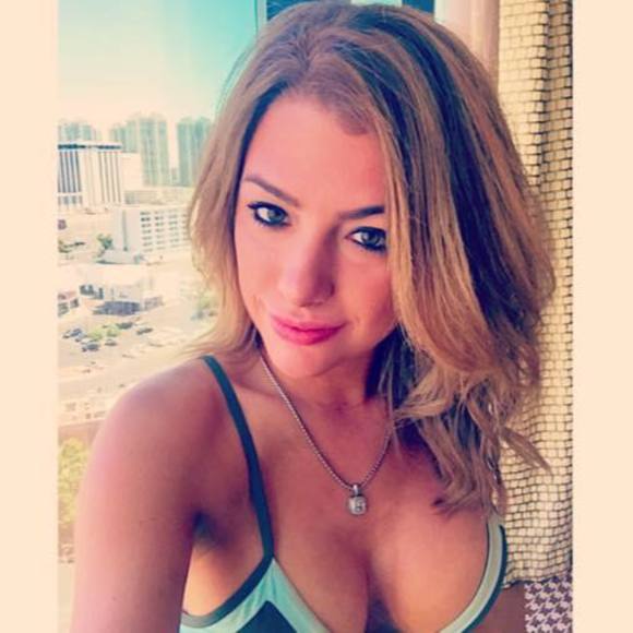 Meet your Posher, Monica - Picture 1 of 1