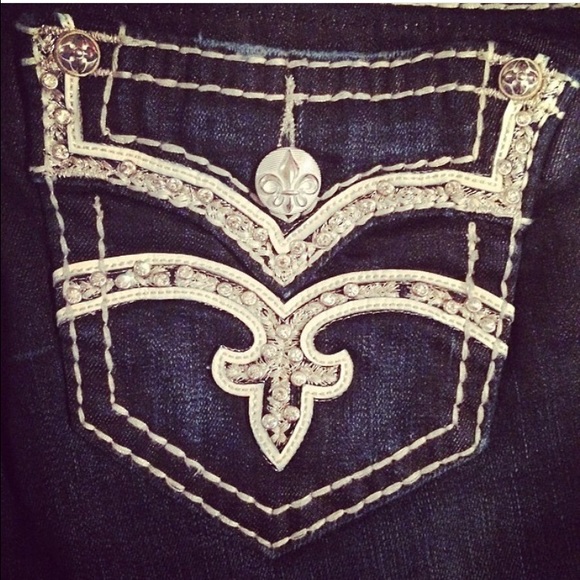 ISO these jeans in a size 26 or 27 x 32 or 31