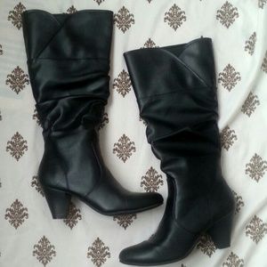 Black boots