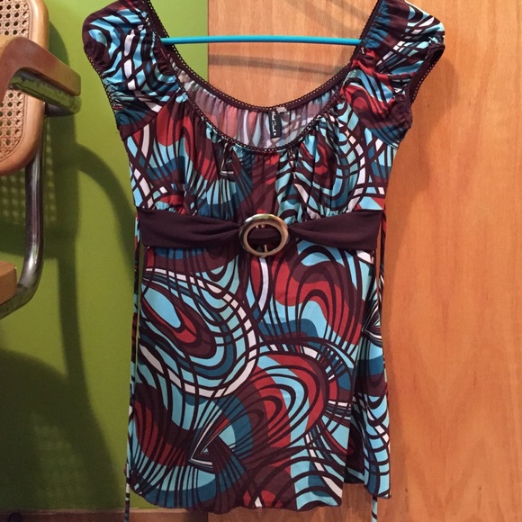 Great colorful top