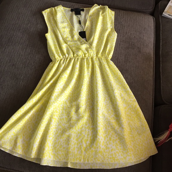 Kim Kardashian kollection dress