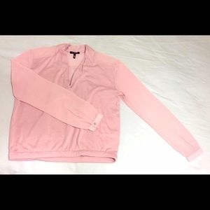 Soft pink dress shirt, great for work!