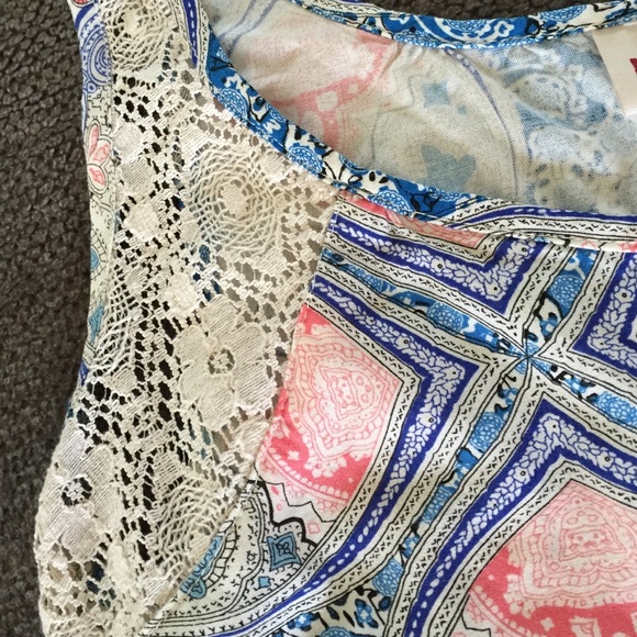 Tank Top - Picture 2 of 4