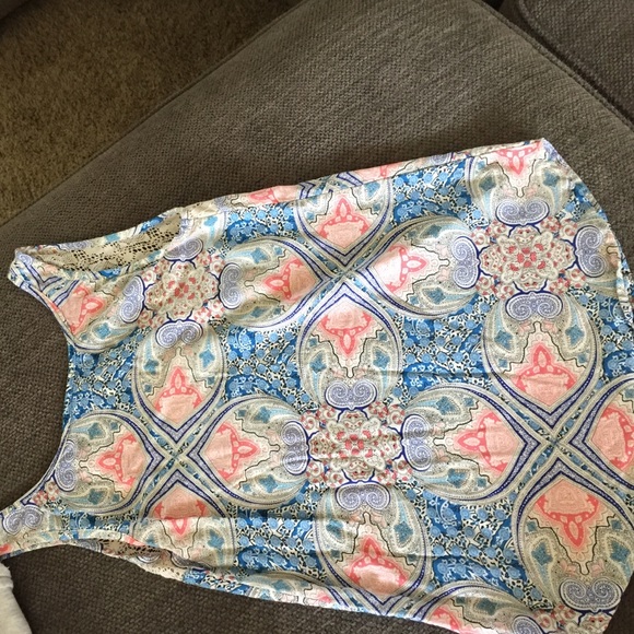 Tank Top - Picture 3 of 4