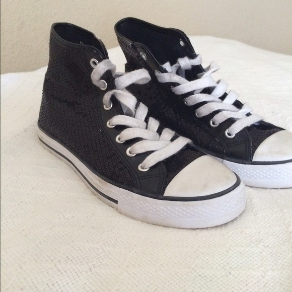 BEDAZZLED CONVERSE