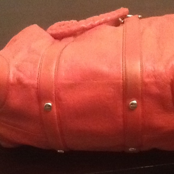 Handbag - Picture 2 of 4