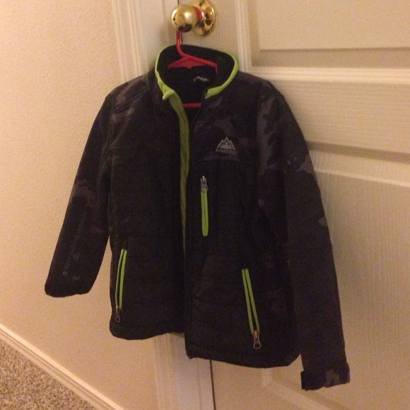 Boys size 5/6 fleece lined jacket.