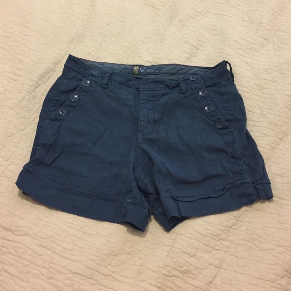 Level 99 short