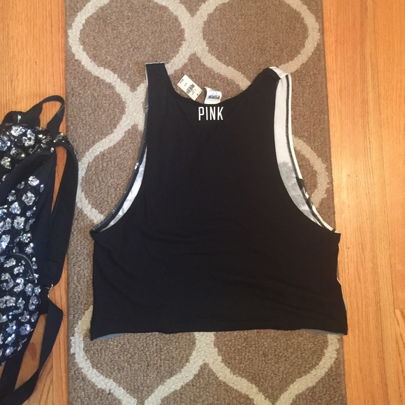 *SOLD*🌴NWT VS pink island Palm tank🌴 - Picture 2 of 3