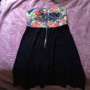 Country strapless dress