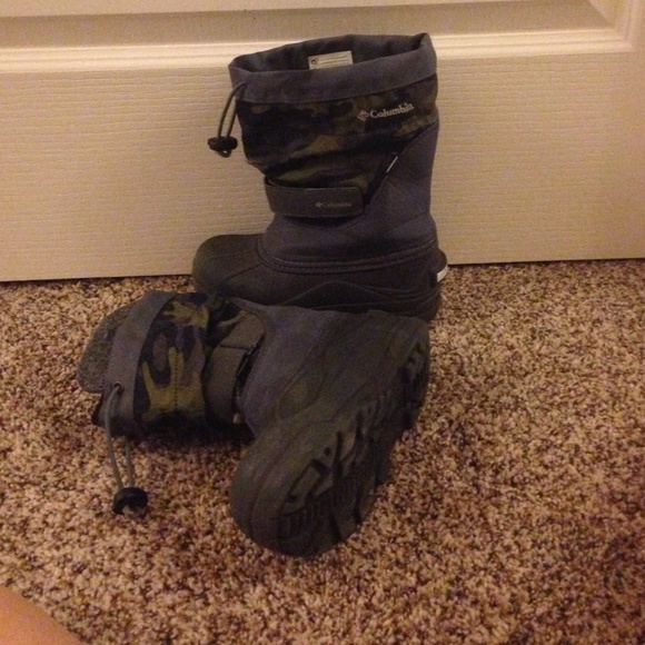 Boys Columbia Snow Boots
