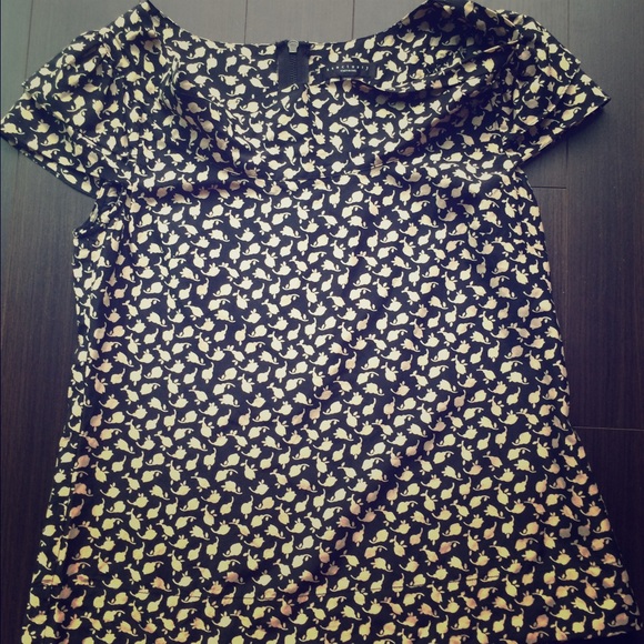 Anthropologie Top Size Large