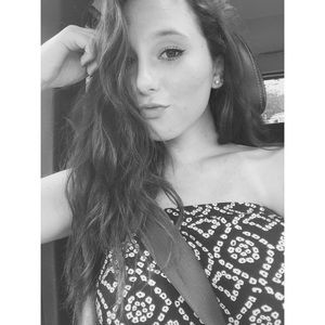 Meet your Posher, Hana