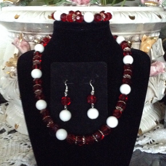 Meet your Posher, Esther