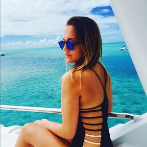 Meet your Posher, Alex