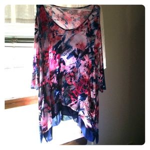 New York and Company shark bite tunic XL