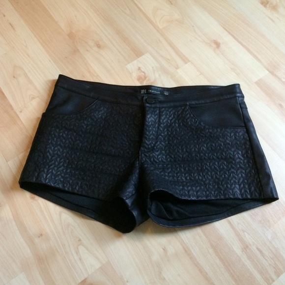 Black faux leather quilted shorts